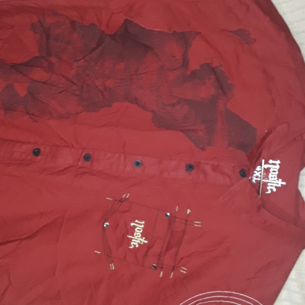 Nostic Shirt